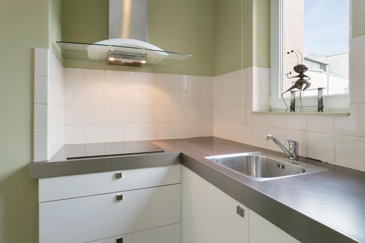 אנטוורפן Studio In City Center With Terrace, Netflix - Wifi מראה חיצוני תמונה